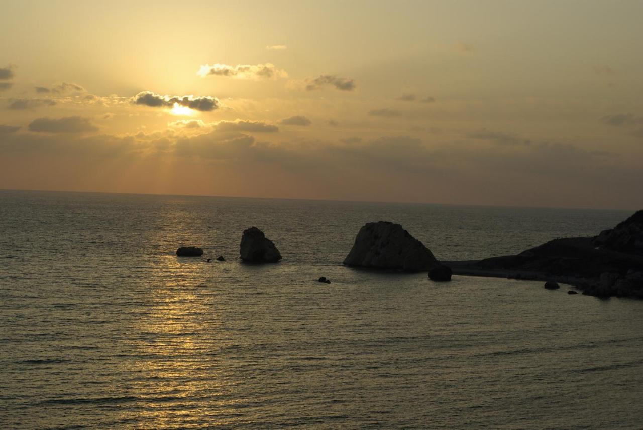2 Bedroom Apartment Avdimou With Stunning Sea Views, Aphrodite Hills Resort Kouklia Exterior foto